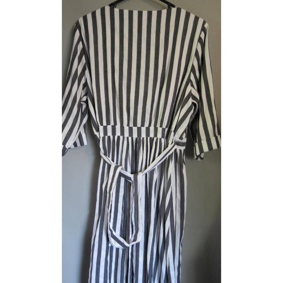 BRAVE AND TRUE - wrap dress size large - charcoal stripe - presents as n… - Picture 5 of 7